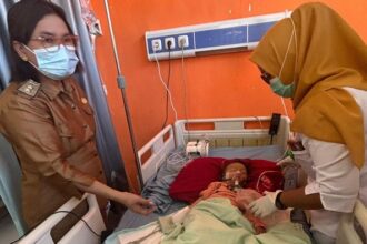 Bayi Muntah Cacing