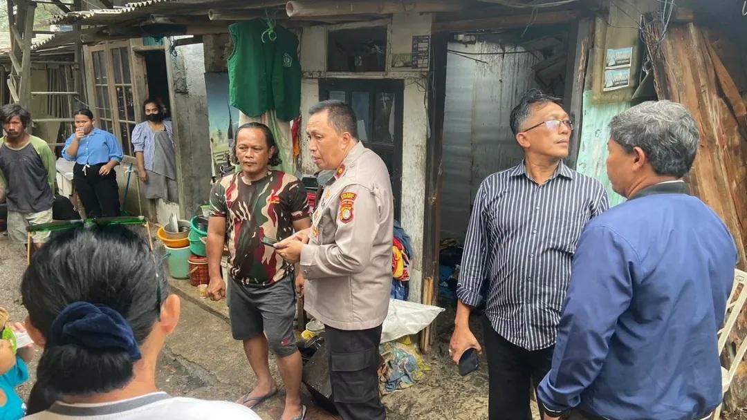 SUAMI BAKAR ISTRI