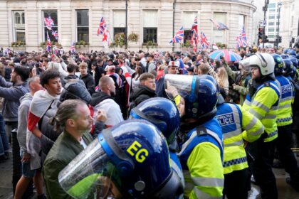 DEMO LONDON