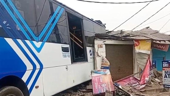 BUS TRNSJAKARTA