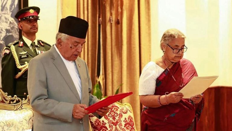 PERDANA MENTERI NEPAL